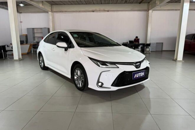 TOYOTA COROLLA XEI CVT 2024 CON 30000KM