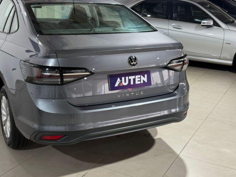 VOLKSWAGEN VIRTUS MSI 2025 CON 8900KM