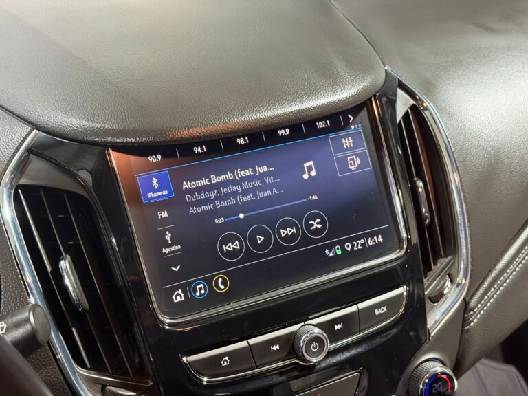 Pantalla Chevrolet Cruze