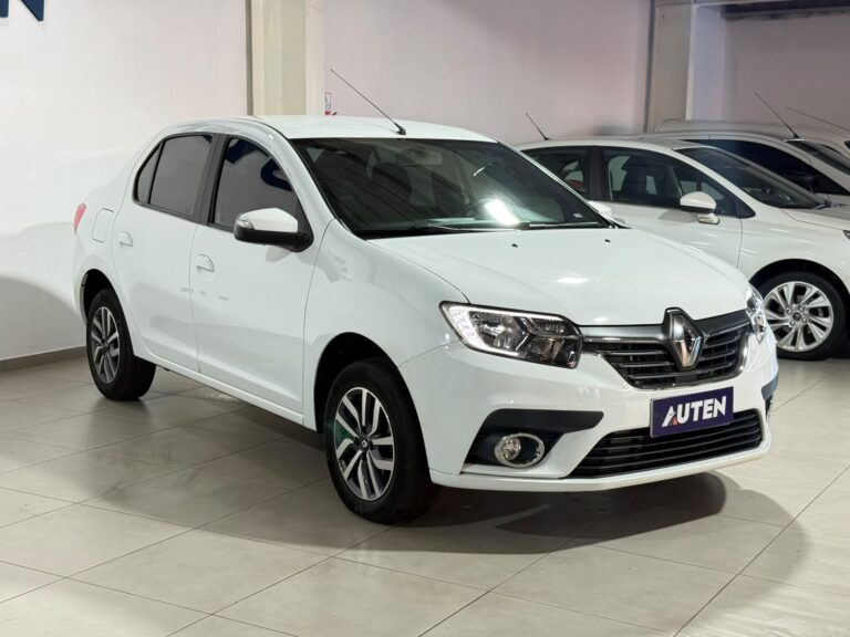 RENAULT LOGAN INTENS 2024 CON 37000KM