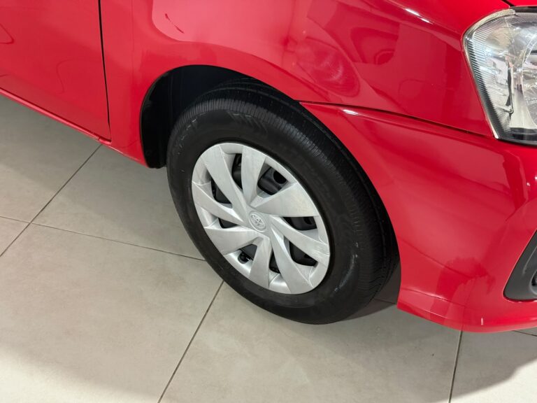 TOYOTA ETIOS X 2020 CON 75000KM