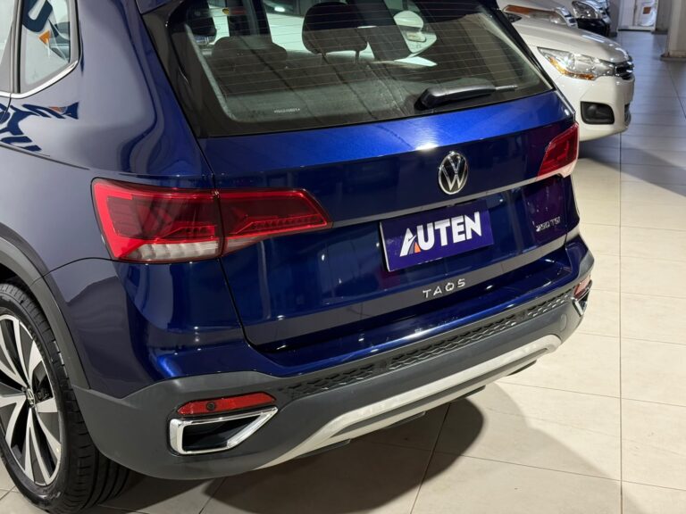 VOLKSWAGEN TAOS HIGHLINE 2022 CON 113500KM