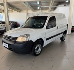 CITROEN BERLINGO FURGON BUSINESS 2024 CON 54000KM