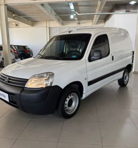 CITROEN BERLINGO FURGON BUSINESS 2024 CON 54000KM