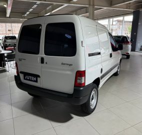 CITROEN BERLINGO FURGON BUSSINES 2024 CON 69000KM