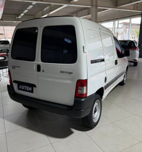 CITROEN BERLINGO FURGON BUSSINES 2024 CON 69000KM