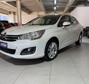 CITROEN C4 LOUNGE HDI 115 MT6 TENDANCE 2016 con 114500KM