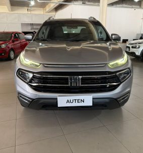 FIAT TORO FREEDOM 4X4 AT 2021 CON 80000KM
