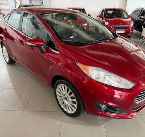 FORD FIESTA 1.6 4 PTAS TITANIUM 2016 CON 120000KM