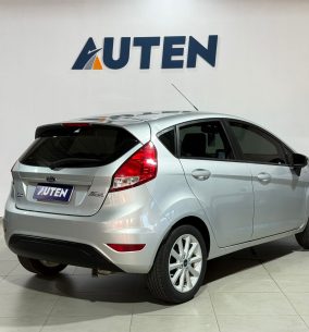 FORD FIESTA SE POWER 2019 CON 102000KM