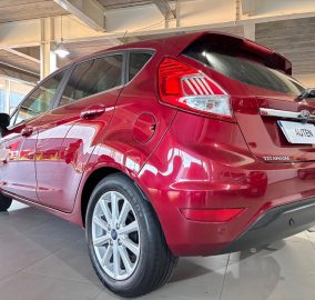 FORD FIESTA TITANIUM 2018 CON 99000KM