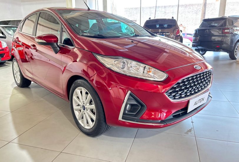 FORD FIESTA TITANIUM 2018 CON 99000KM
