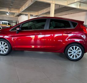 FORD FIESTA TITANIUM 2018 CON 99000KM