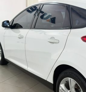 FORD FOCUS SE 2015 CON 107500KM