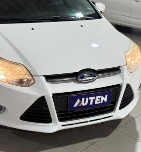 FORD FOCUS SE 2015 CON 107500KM