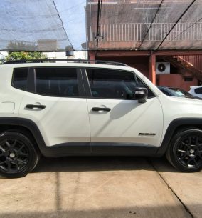 JEEP RENEGADE SPORT PLUS AT 2019 CON 104000KM