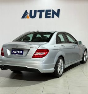 MERCEDES BENZ C250 BLUE EFFICIENCY 2012 CON 151000KM