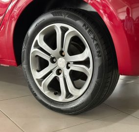PEUGEOT 208 FELINE PACK CUIRE 2015 CON 130000KM