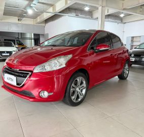 PEUGEOT 208 FELINE PACK CUIRE 2015 CON 130000KM