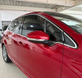 PEUGEOT 208 FELINE PACK CUIRE 2015 CON 130000KM