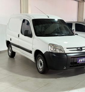 PEUGEOT PARTNER PRECENSE 2014 CON 144000KM
