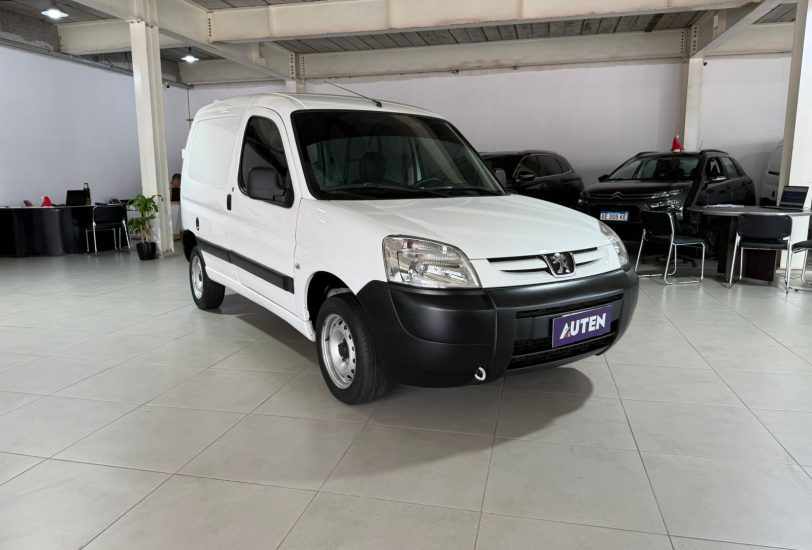 PEUGEOT PARTNER PRESENCE 2015 CON 144000KM