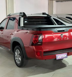 RENAULT DUSTER OROCH OUTSIDER PLUS 2018 CON 113000KM