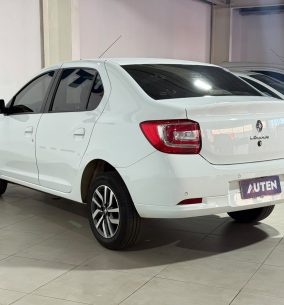 RENAULT LOGAN INTENS 2024 CON 37000KM