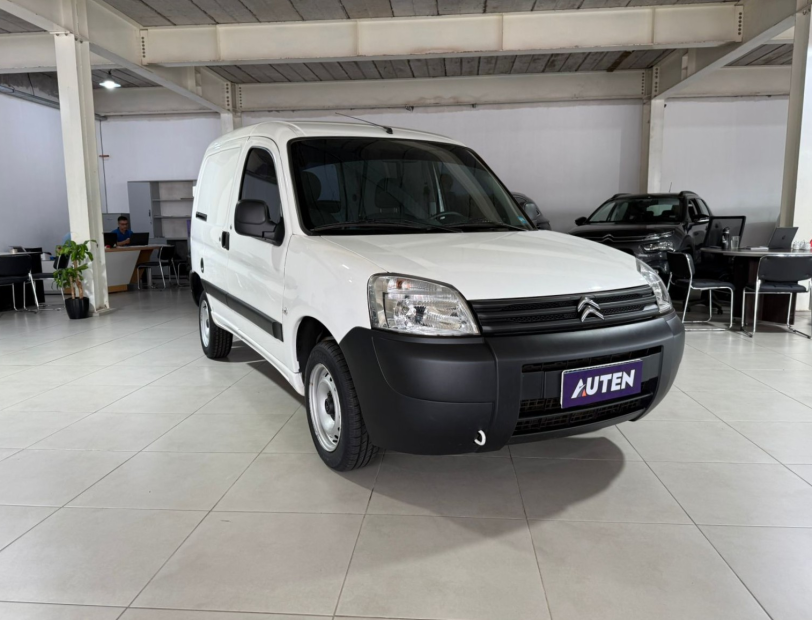 CITROEN BERLINGO FURGON BUSSINES 2024 CON 69000KM