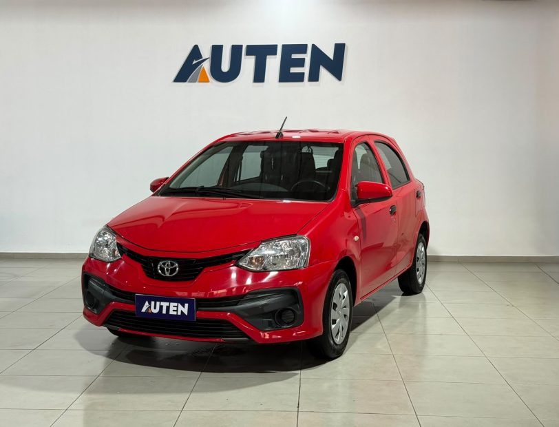 TOYOTA ETIOS X 2020 CON 75000KM