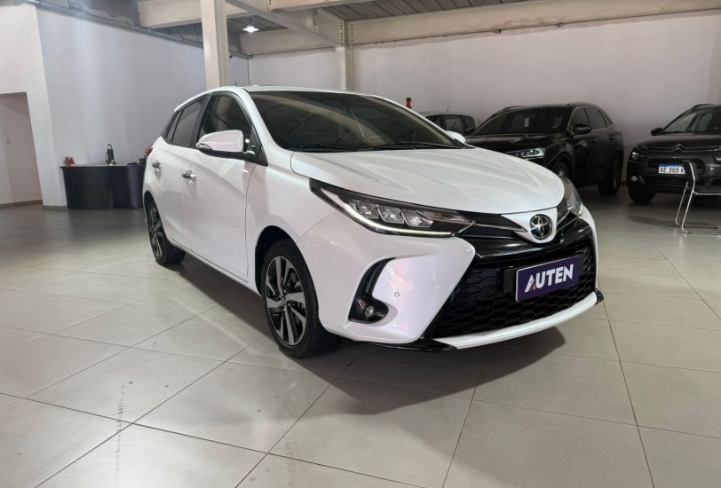 TOYOTA YARIS S 2022 CON 41000KM