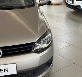 VOLKSWAGEN FOX COMFORTLINE 2014 CON 33500KM