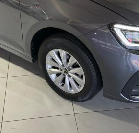 VOLKSWAGEN VIRTUS MSI 2024 CON 9200KM